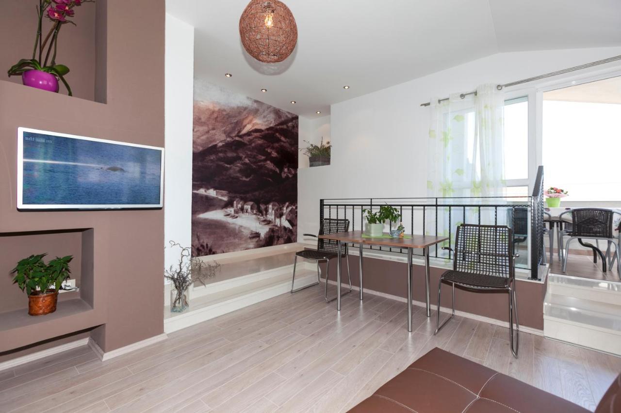 Apartmani Iva Tučepi Esterno foto