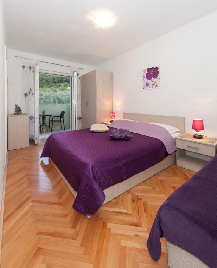 Apartmani Iva Tučepi Esterno foto