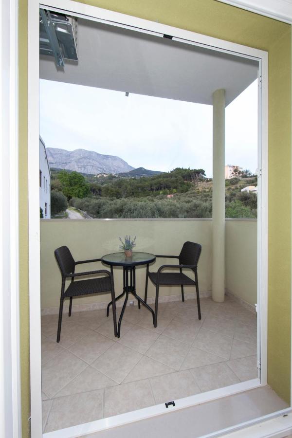 Apartmani Iva Tučepi Esterno foto