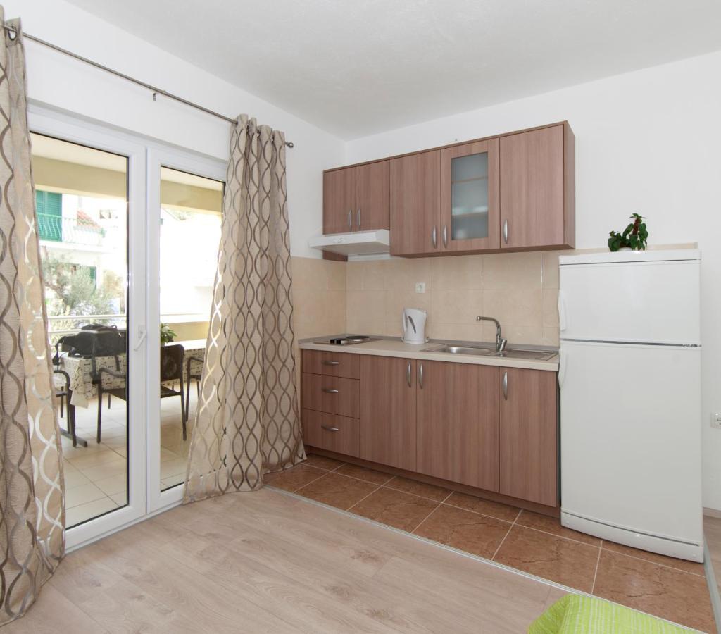 Apartmani Iva Tučepi Esterno foto