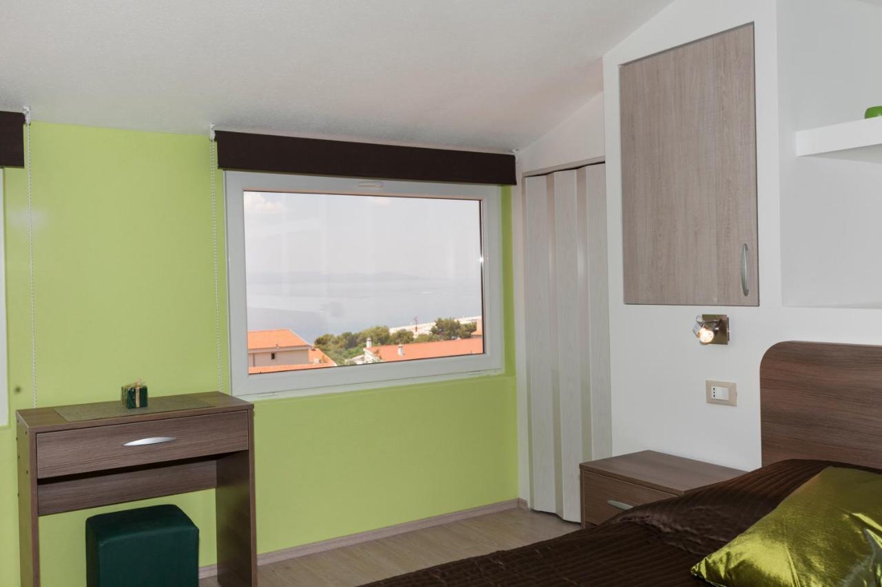 Apartmani Iva Tučepi Esterno foto