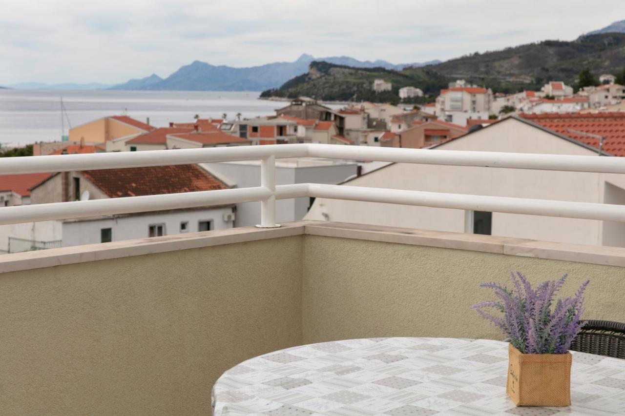 Apartmani Iva Tučepi Esterno foto