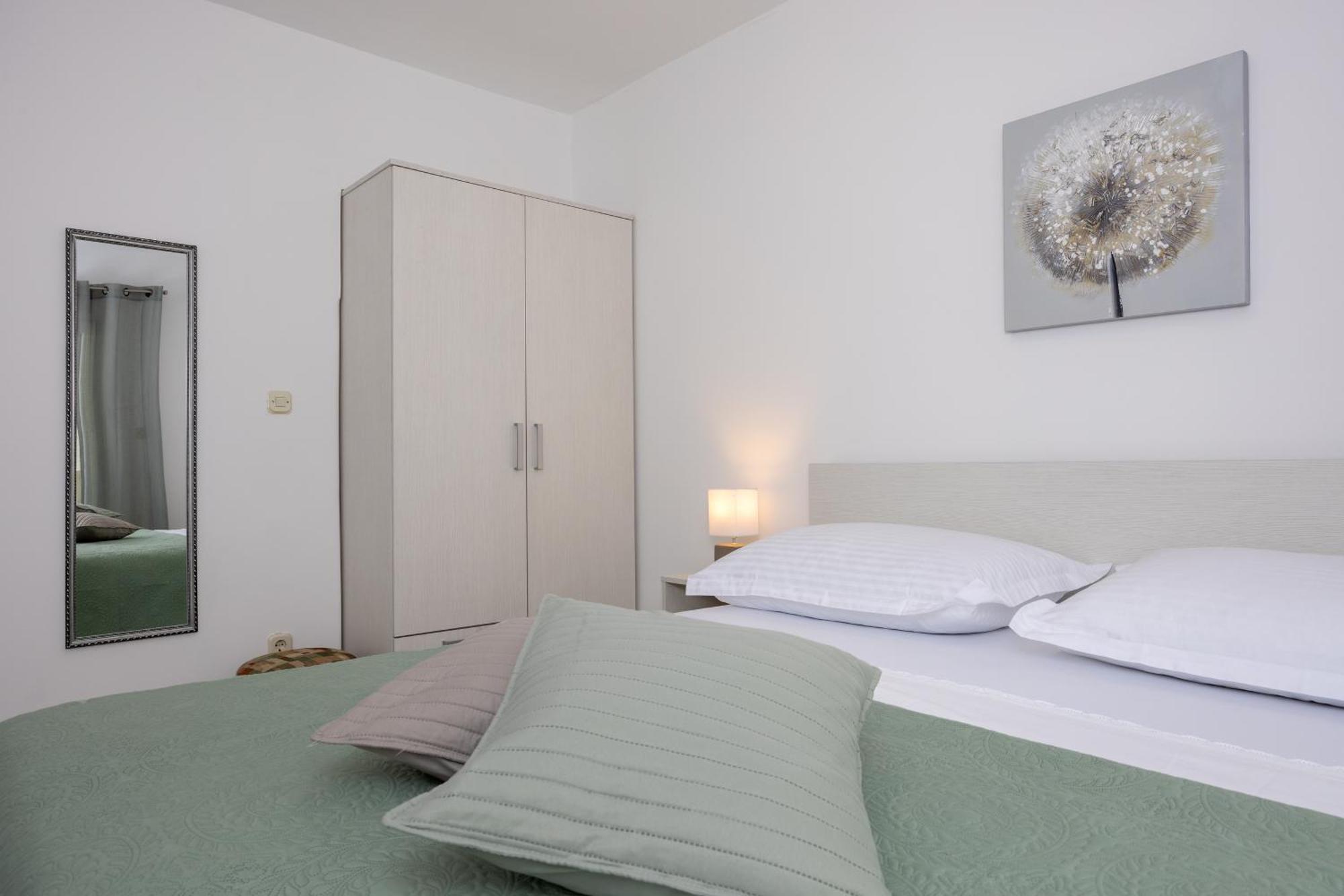 Apartmani Iva Tučepi Esterno foto